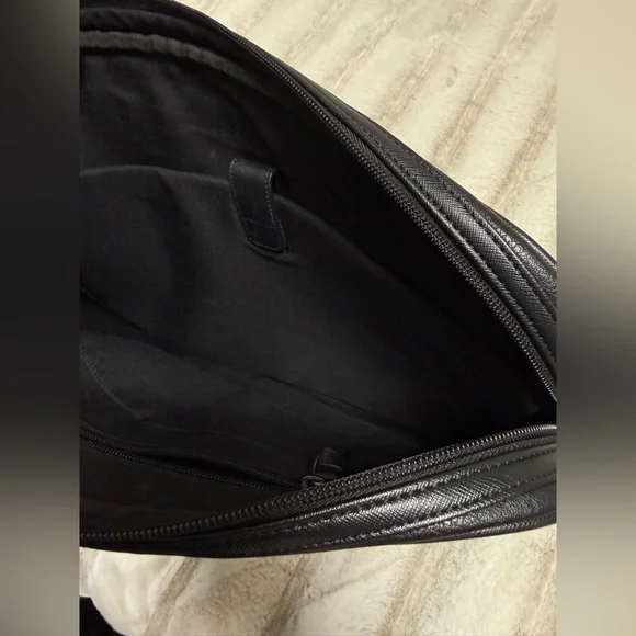 Ted Baker Black and Green Briefcase - Picture 5 of 5